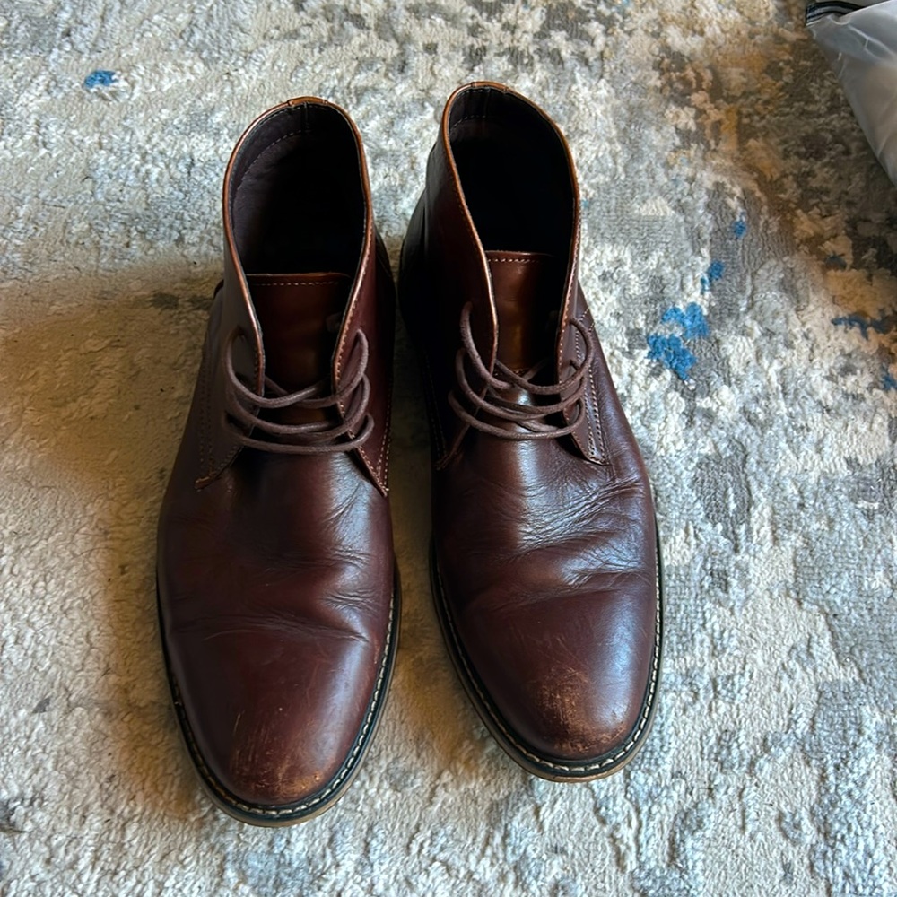 Express chukkas, dark brown. Worn only for meetings. Comfortable.